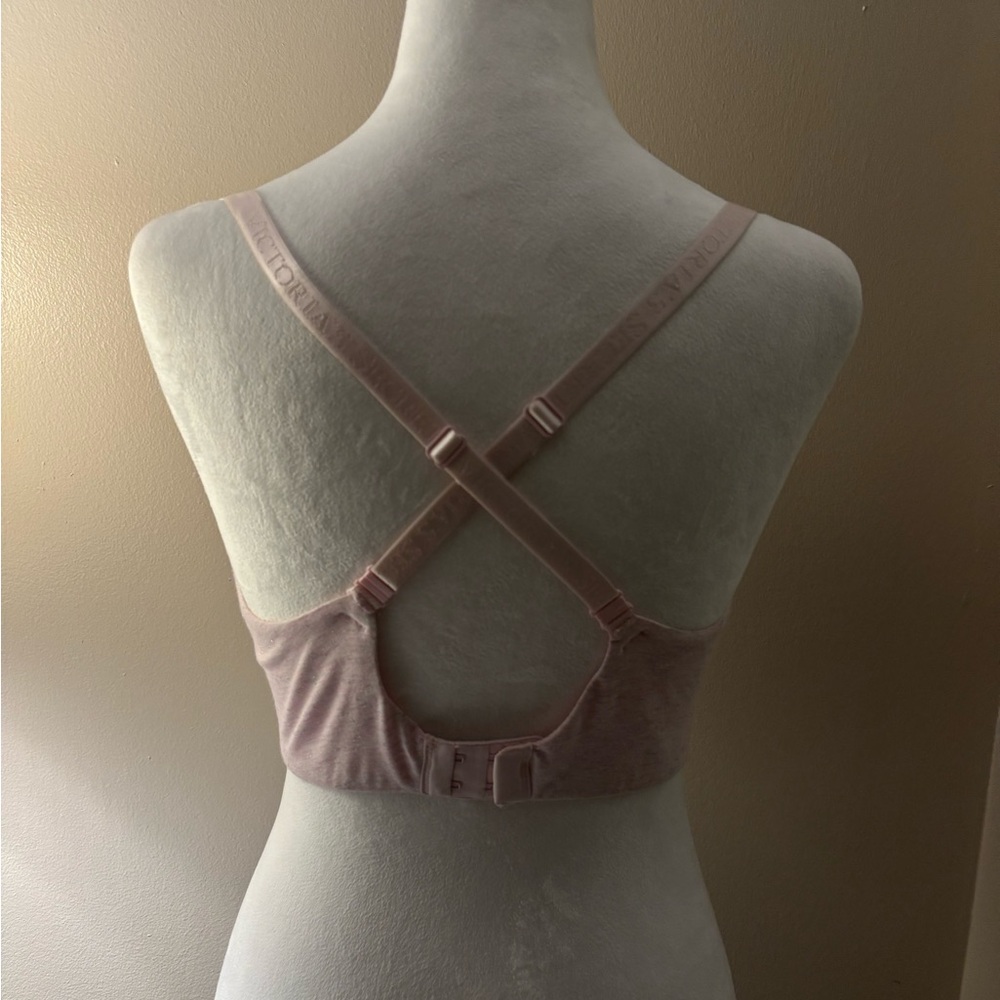 Victoria's Secret Light Pink Adjustable Full Coverage Underwire Bra Size 34DDD - Picture 9 of 10